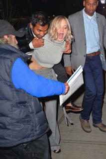 Jennifer Lawrence feet photo thumbnail