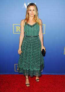 Alicia Silverstone feet photo thumbnail