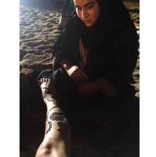 Maisie Williams feet photo thumbnail