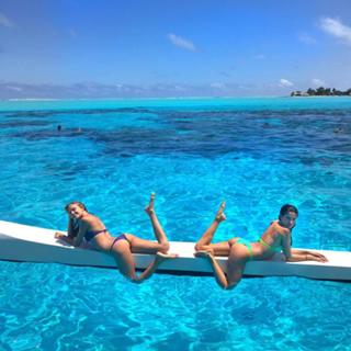 Sara Sampaio feet photo thumbnail