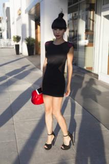 Bai Ling feet photo thumbnail