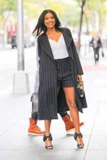 Gabrielle Union feet photo thumbnail