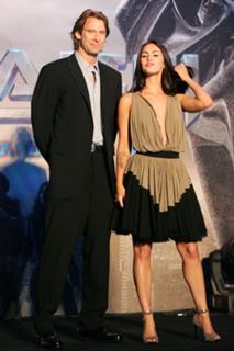 Megan Fox feet photo thumbnail