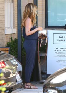 Cat Deeley feet photo thumbnail