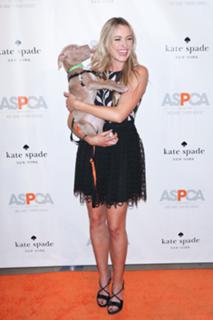 Katrina Bowden feet photo thumbnail