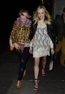 Fearne Cotton feet photo thumbnail