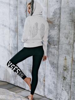 Elsa Hosk feet photo thumbnail