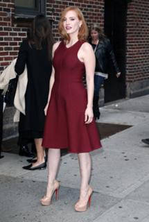 Jessica Chastain feet photo thumbnail