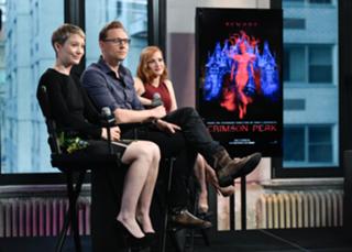 Jessica Chastain feet photo thumbnail