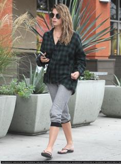 Ashley Benson feet photo thumbnail