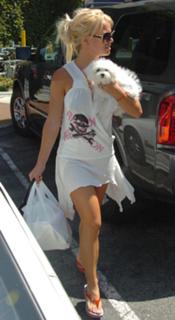 Britney Spears feet photo thumbnail