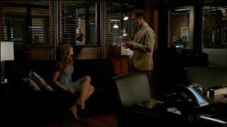 Stana Katic feet photo thumbnail