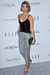 Sarah Hyland feet photo thumbnail