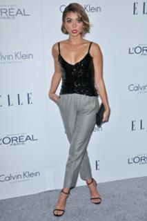 Sarah Hyland feet photo thumbnail