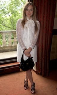 Fearne Cotton feet photo thumbnail
