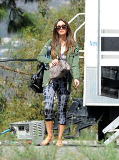 Megan Fox feet photo thumbnail