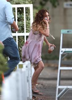 Vanessa Hudgens feet photo thumbnail