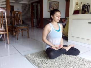 Hansika Motwani feet photo thumbnail