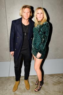 Ellie Goulding feet photo thumbnail