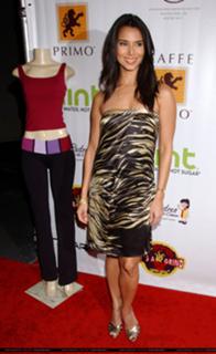 Roselyn Sanchez feet photo thumbnail