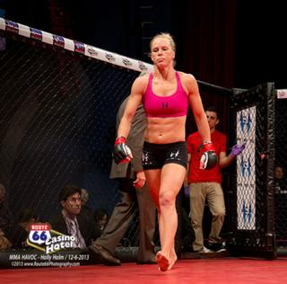 Holly Holm feet photo thumbnail