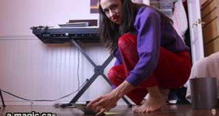 Colleen Ballinger feet photo thumbnail