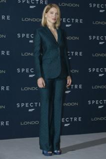 Léa Seydoux feet photo thumbnail