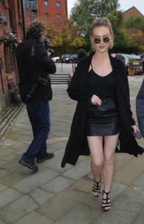 Perrie Edwards feet photo thumbnail
