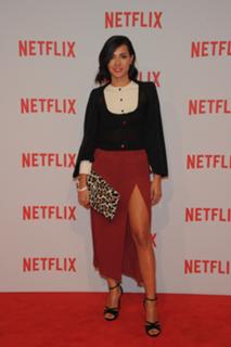 Caterina Balivo feet photo thumbnail
