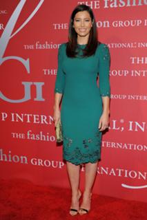 Jessica Biel feet photo thumbnail
