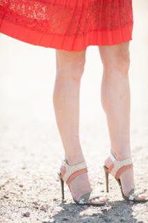 Ashley James feet photo thumbnail