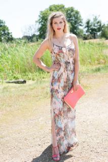 Ashley James feet photo thumbnail