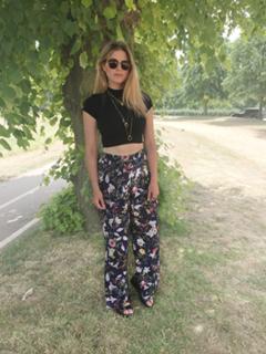 Ashley James feet photo thumbnail