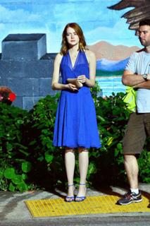 Emma Stone feet photo thumbnail