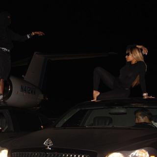 Nicki Minaj feet photo thumbnail