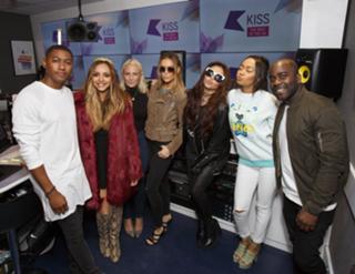 Perrie Edwards feet photo thumbnail
