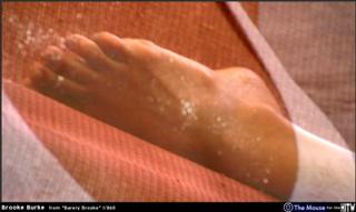 Brooke Burke feet photo thumbnail