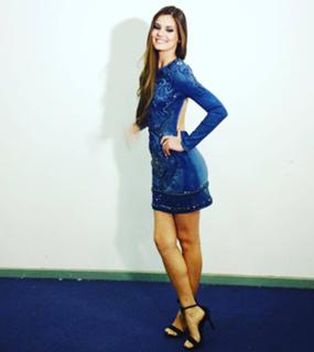 Camila Queiroz feet photo thumbnail