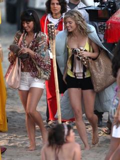 AnnaLynne McCord feet photo thumbnail