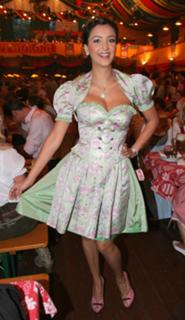 Verona Pooth feet photo thumbnail