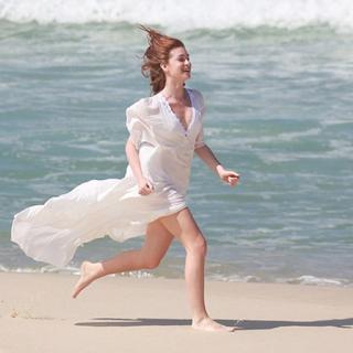 Marina Ruy Barbosa feet photo thumbnail