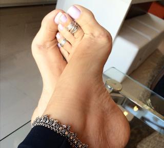 Karin Klemp feet photo 1