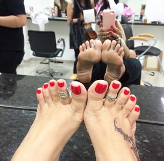 Karin Klemp feet photo 4