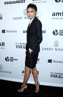 Zendaya feet photo thumbnail
