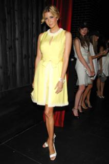 Ivanka Trump feet photo thumbnail