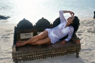 Jennifer Lopez feet photo thumbnail