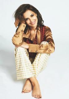 Cheryl feet photo thumbnail