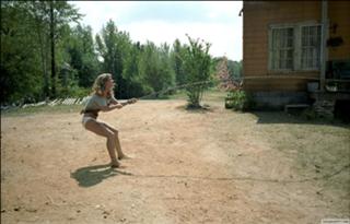 Christina Ricci feet photo thumbnail