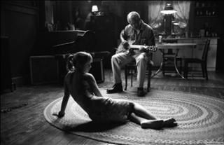 Christina Ricci feet photo thumbnail