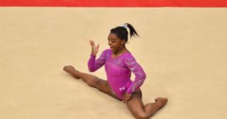 Simone Biles feet photo thumbnail
